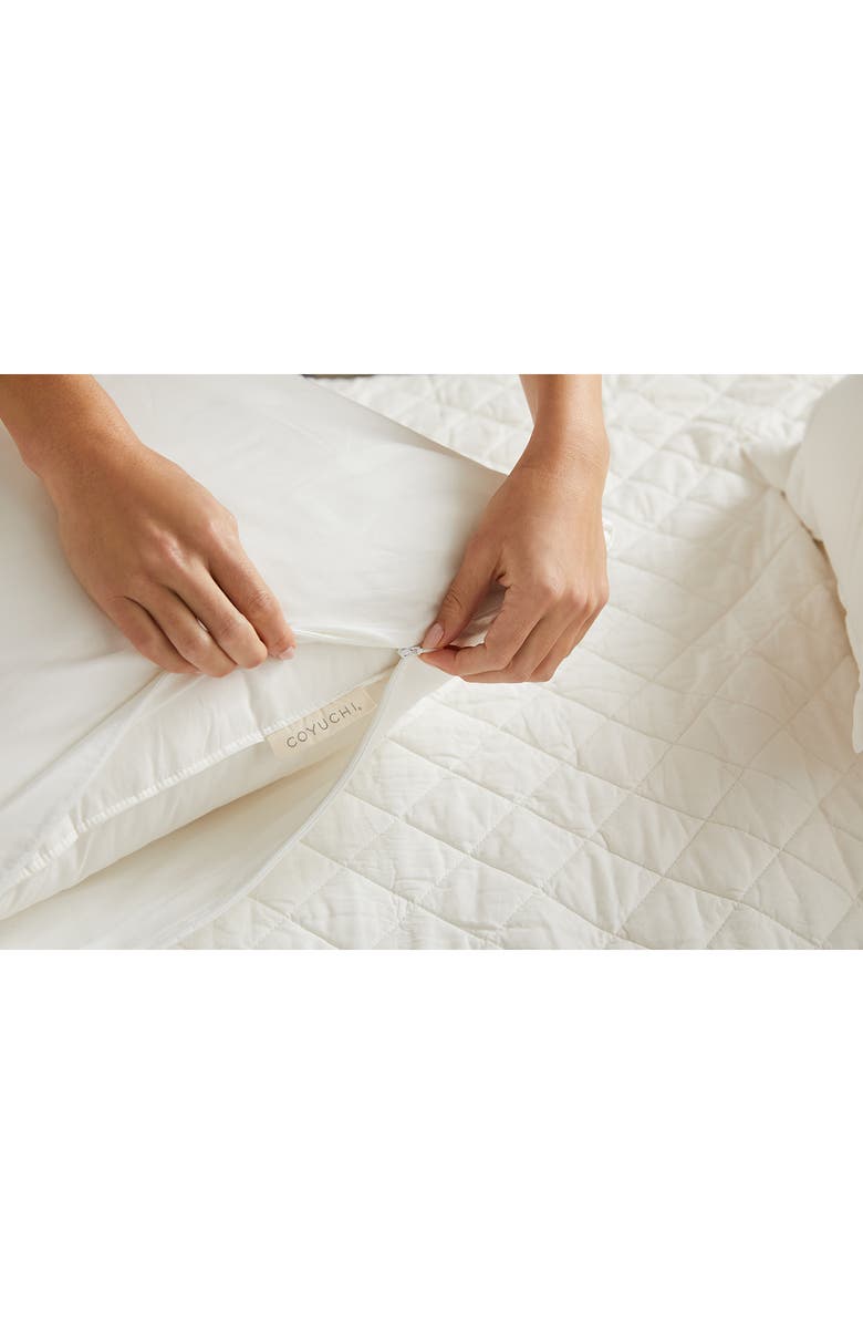 Coyuchi Organic Cotton Pillow Protector, Alternate, color, Alpine White