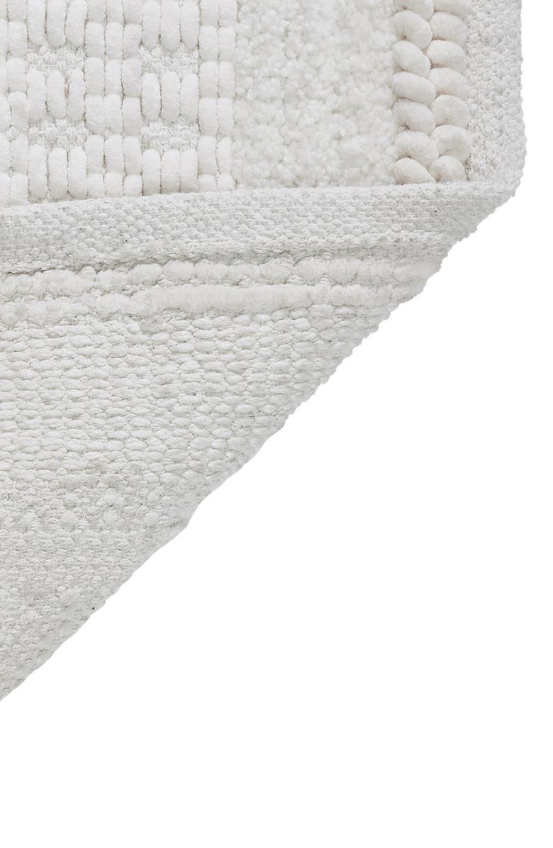 VCNY HOME Tahari Home Asalia Chenille Bath Mat, Alternate, color, Ivory