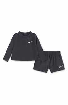Nike Swoosh Motion Top & Shorts Set