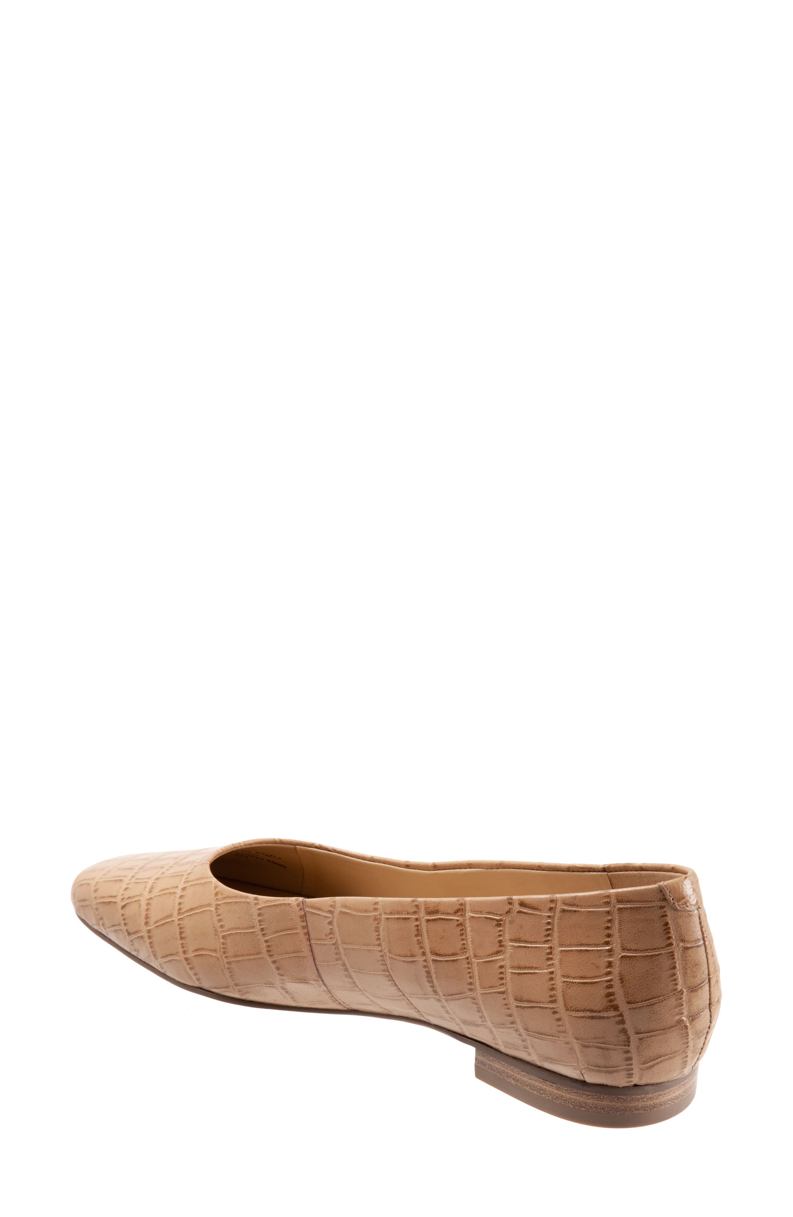 Trotters Honor Flat, Alternate, color, Bone Leather