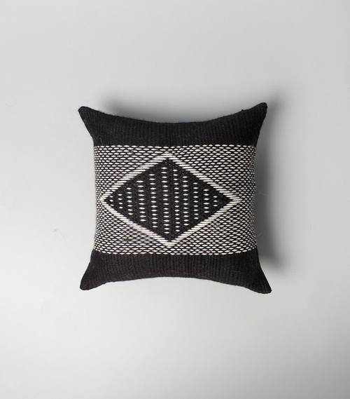 Voz Diamante Square Textile Small Pillow In Black/ivory