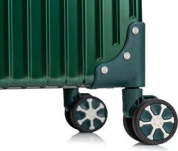 Aluminum Hardside Spinner Suitcase