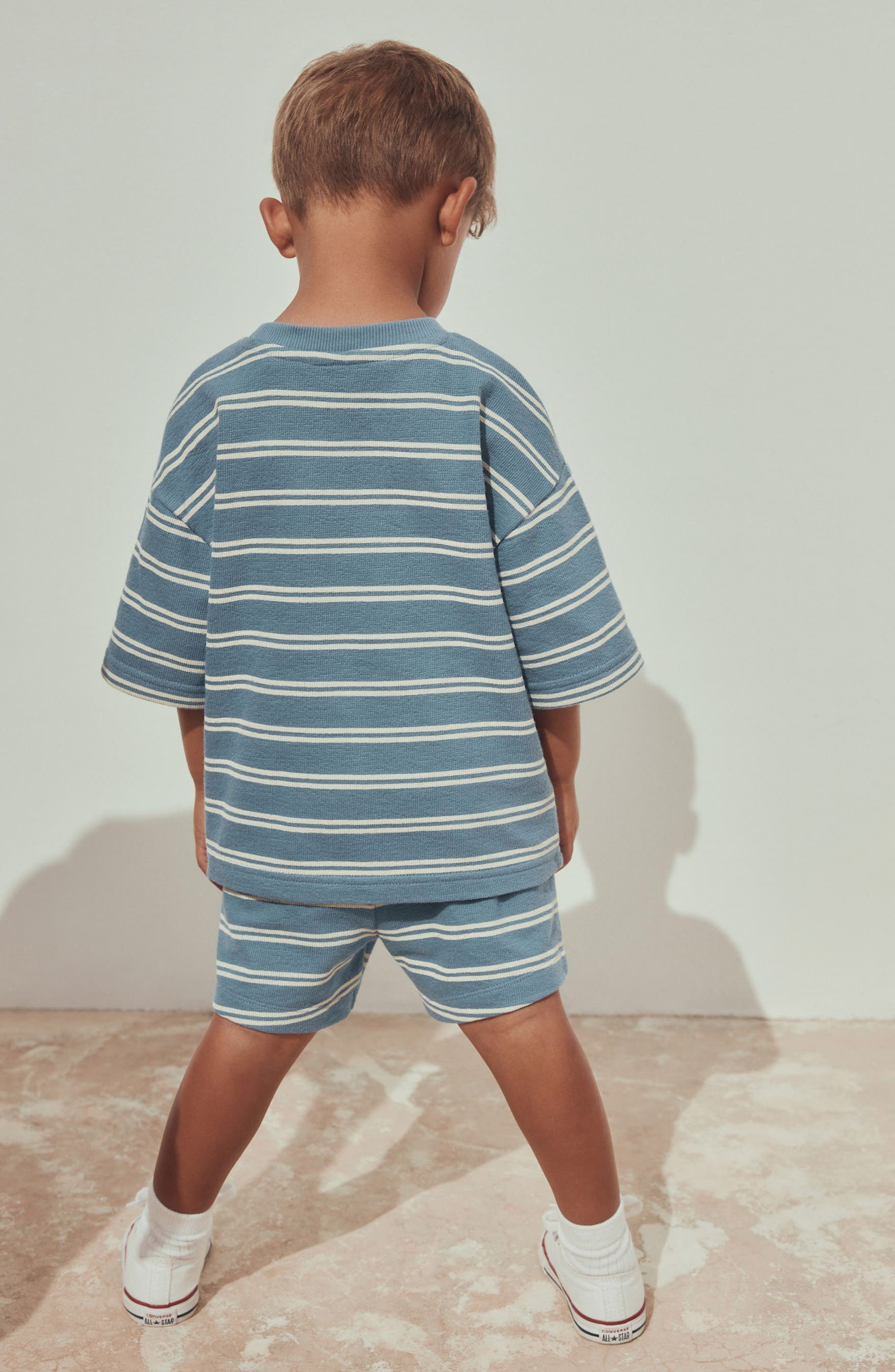 Детские NEXT Kids' Stripe Jersey Cotton T-Shirt & Shorts Set — фото 7