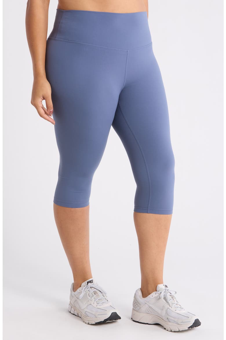 Studio Luxe High Waist Capri Leggings, Alternate, color, BLUE VINTAGE