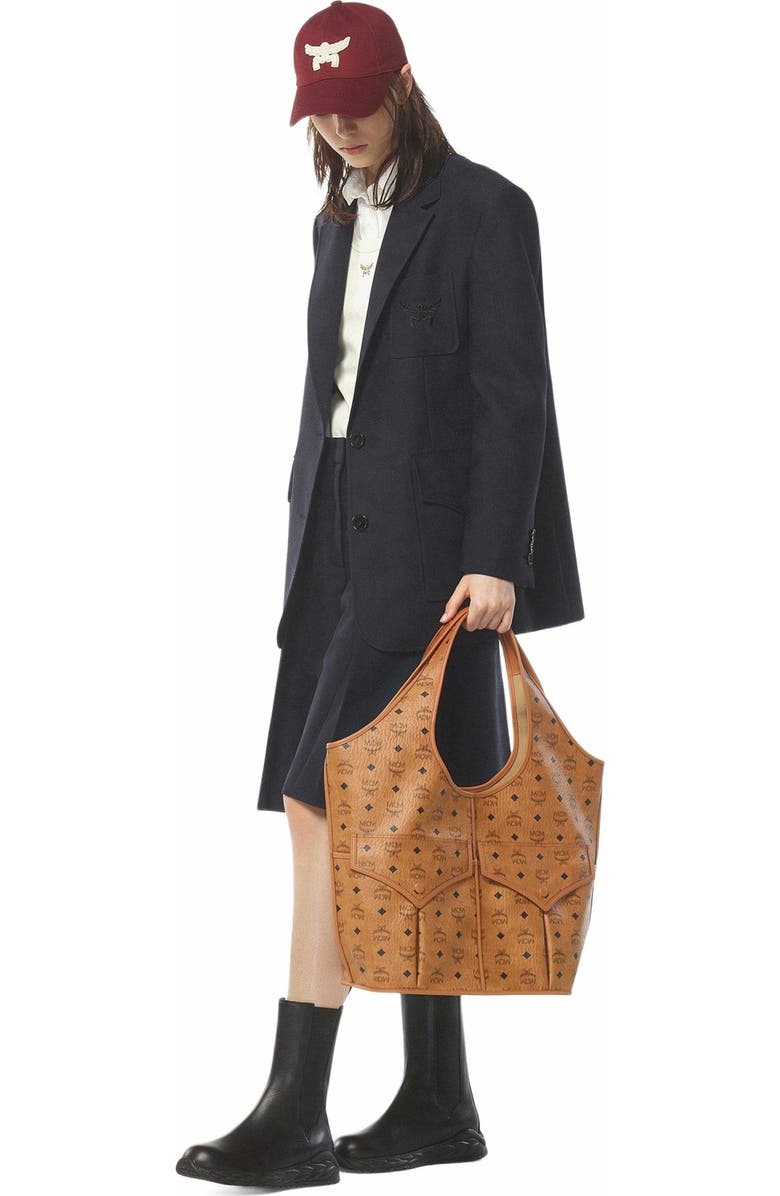 MCM Leni Shopper in Visetos, Alternate, color, Cognac