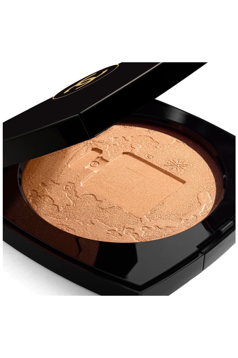 ÉCLAT LUNAIRE Oversize Illuminating Face Powder, Alternate, color, 897 CUIVRE DORE