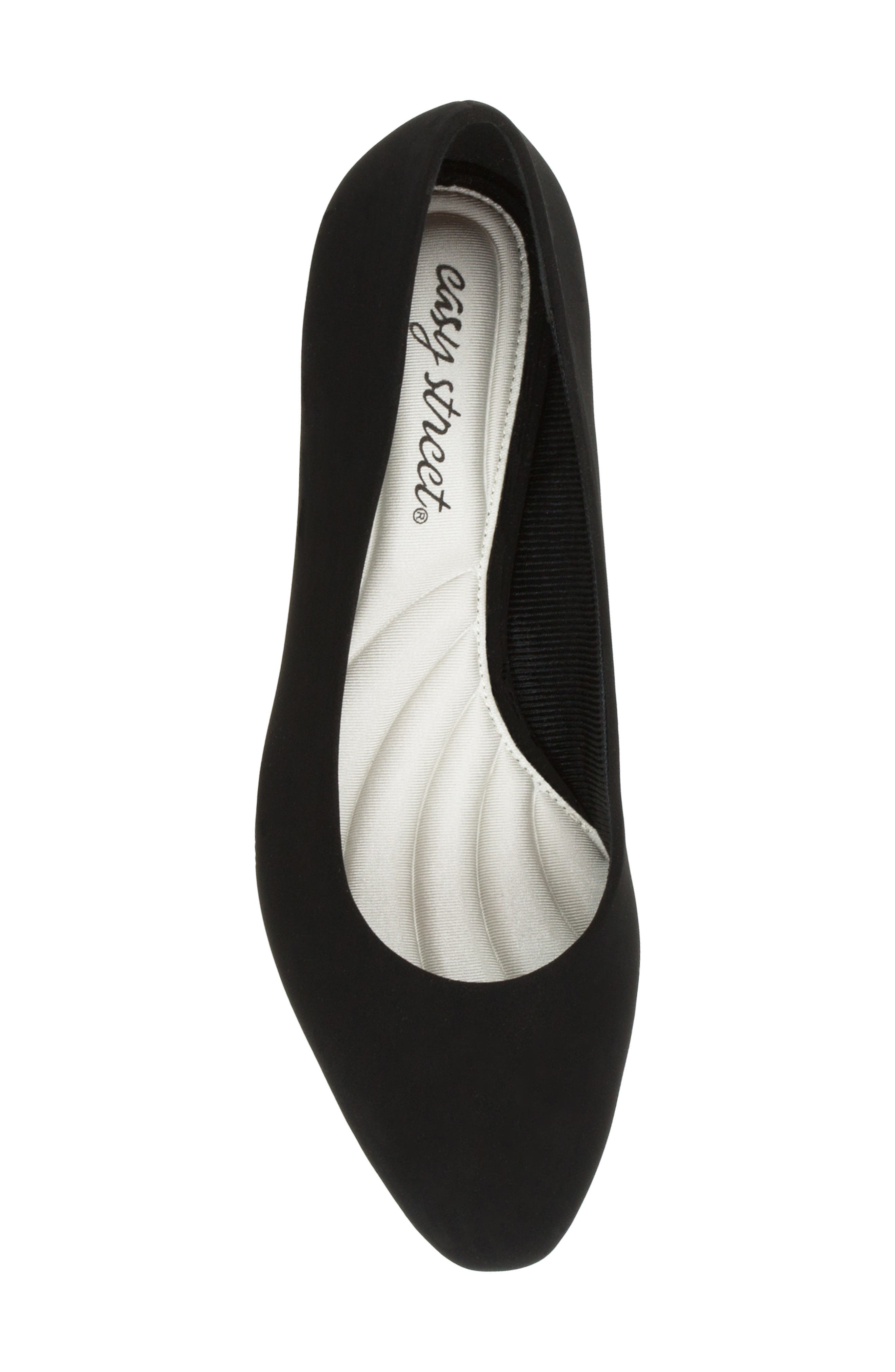 EASY STREET Prim Block Heel Pump, Alternate, color, Black Lamy
