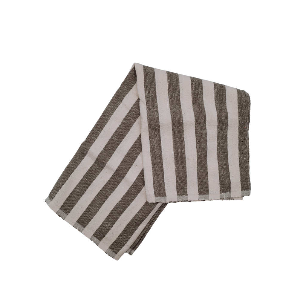 Kd Weave Stripe Towel In Brown