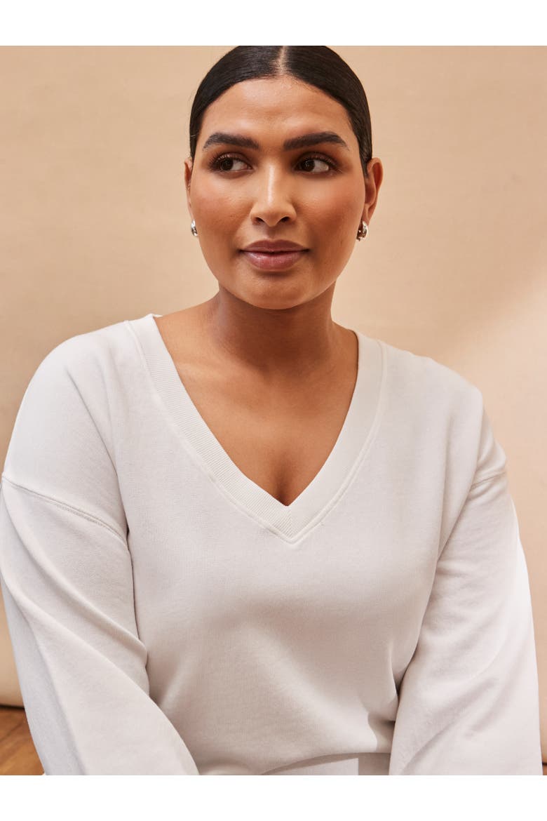 V-Neck Sweatshirt, Alternate, color, Cream