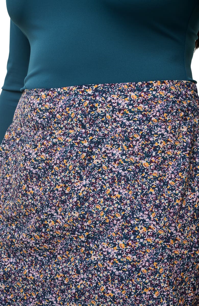 TravisMathew Capture the Moment Skort, Alternate, color, Cream Multi