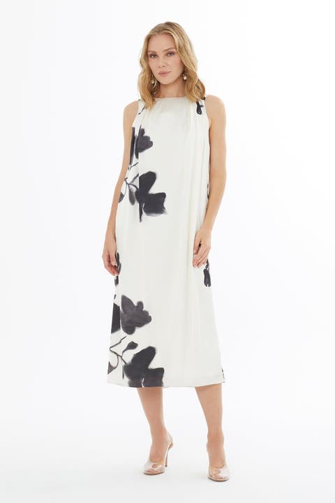 Round Neck Long Sleeve Pleated Dress