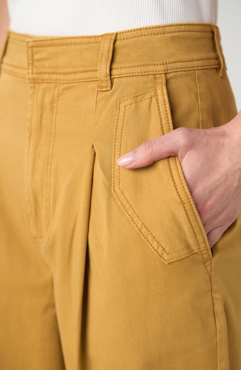 Liverpool Pleated Cotton Blend Pants, Alternate, color, Gold Rush