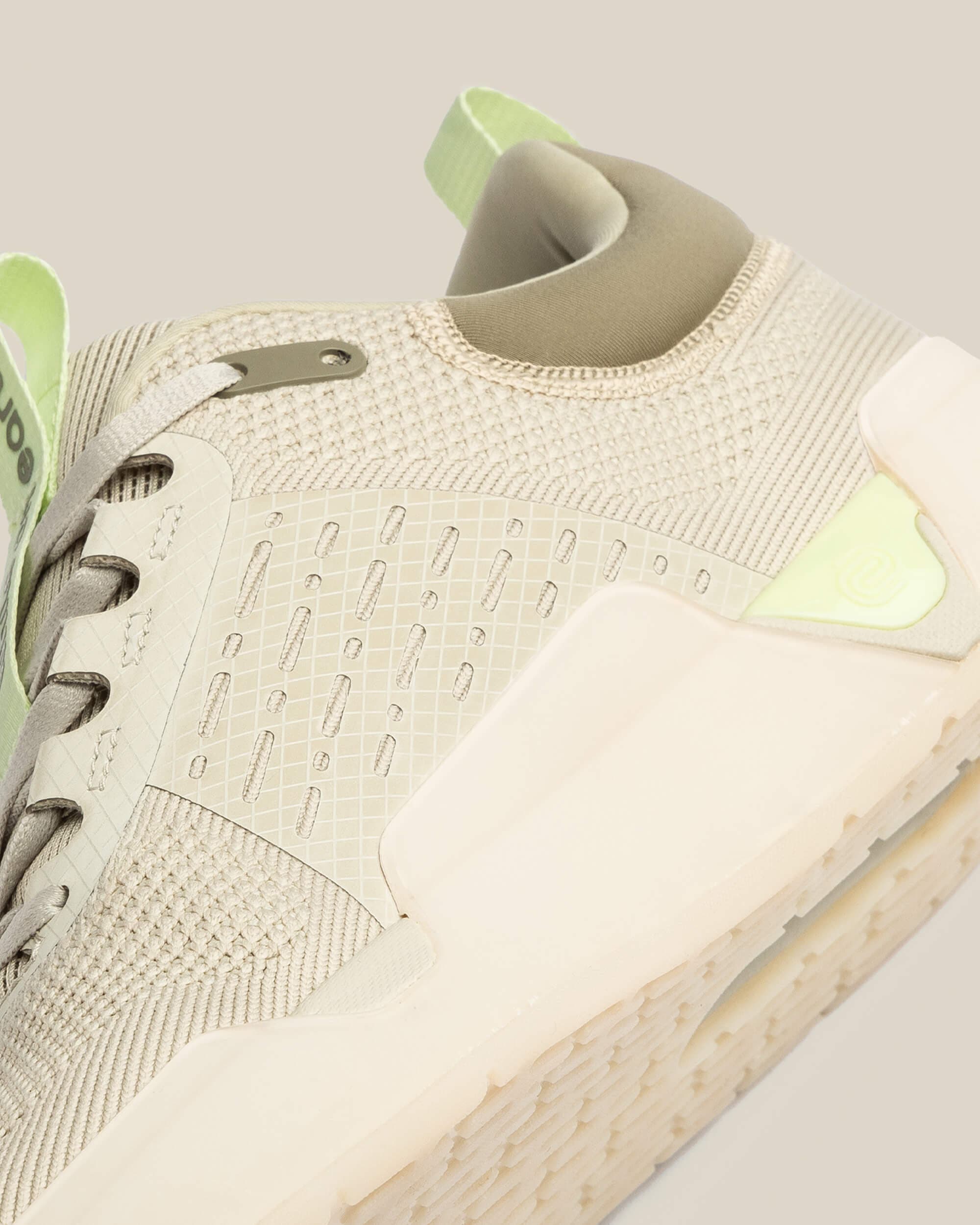 while on earth<sup>™</sup> Mens Move Trainer, Alternate, color, Dune / Citron