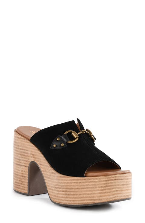 Take the Lead Platform Sandal (Women)