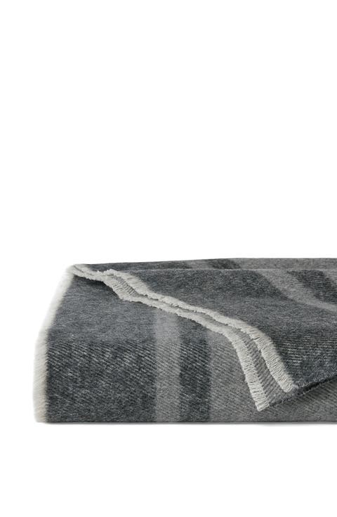 Viletta Throw Blanket