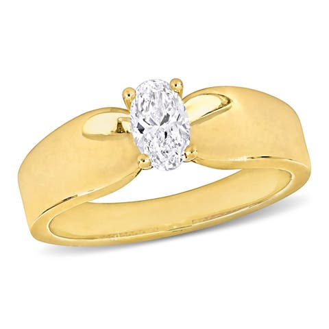 Oval-Cut Diamond Solitaire Ring 14k