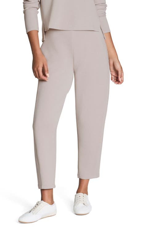 AirEssentials Barrel Leg Pants