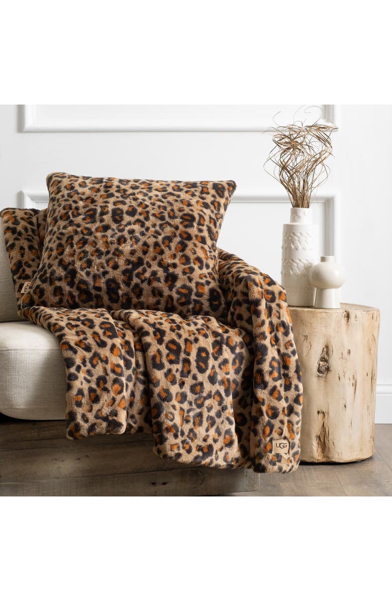 UGG<sup>®</sup> Juno Faux Fur Accent Pillow, Alternate, color,