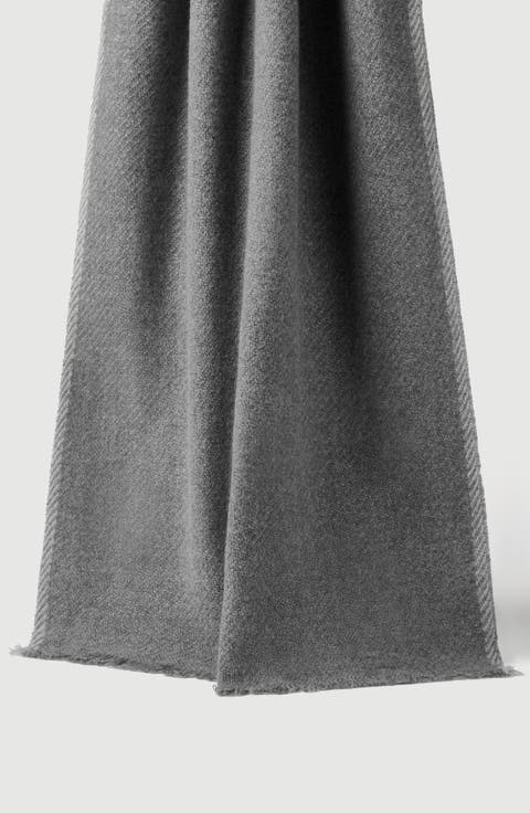 Cashmere scarf