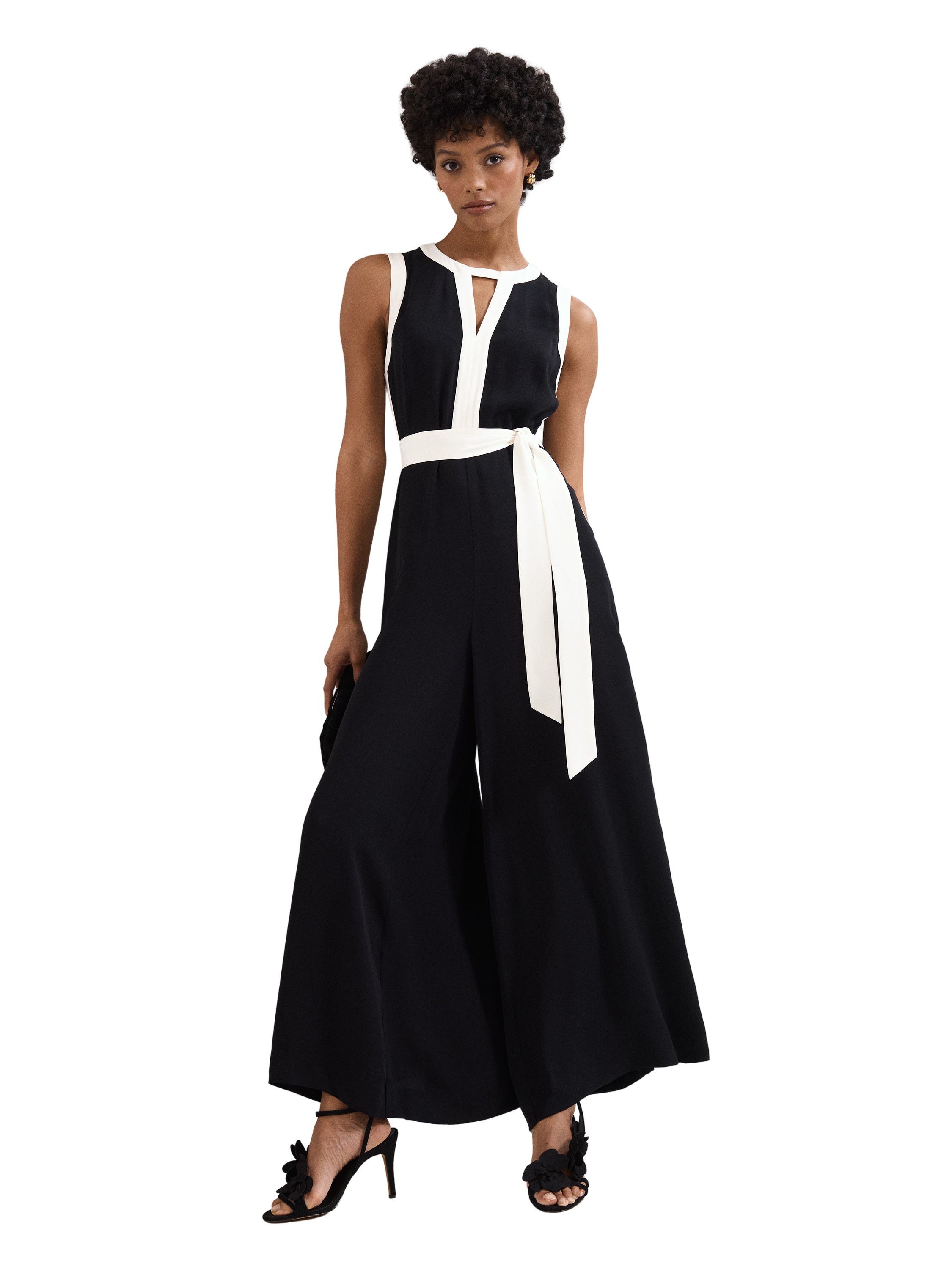 selected Black/Ivory