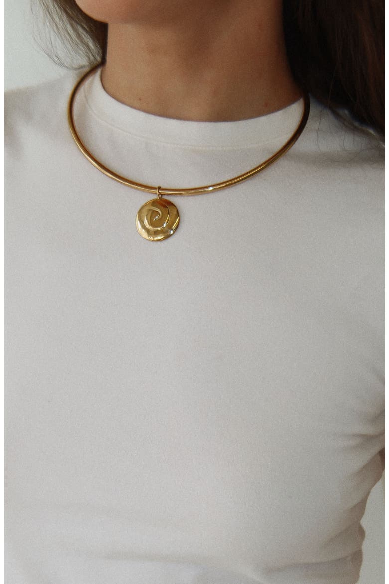 The Neck Cuff Necklace, Alternate, color, Gold