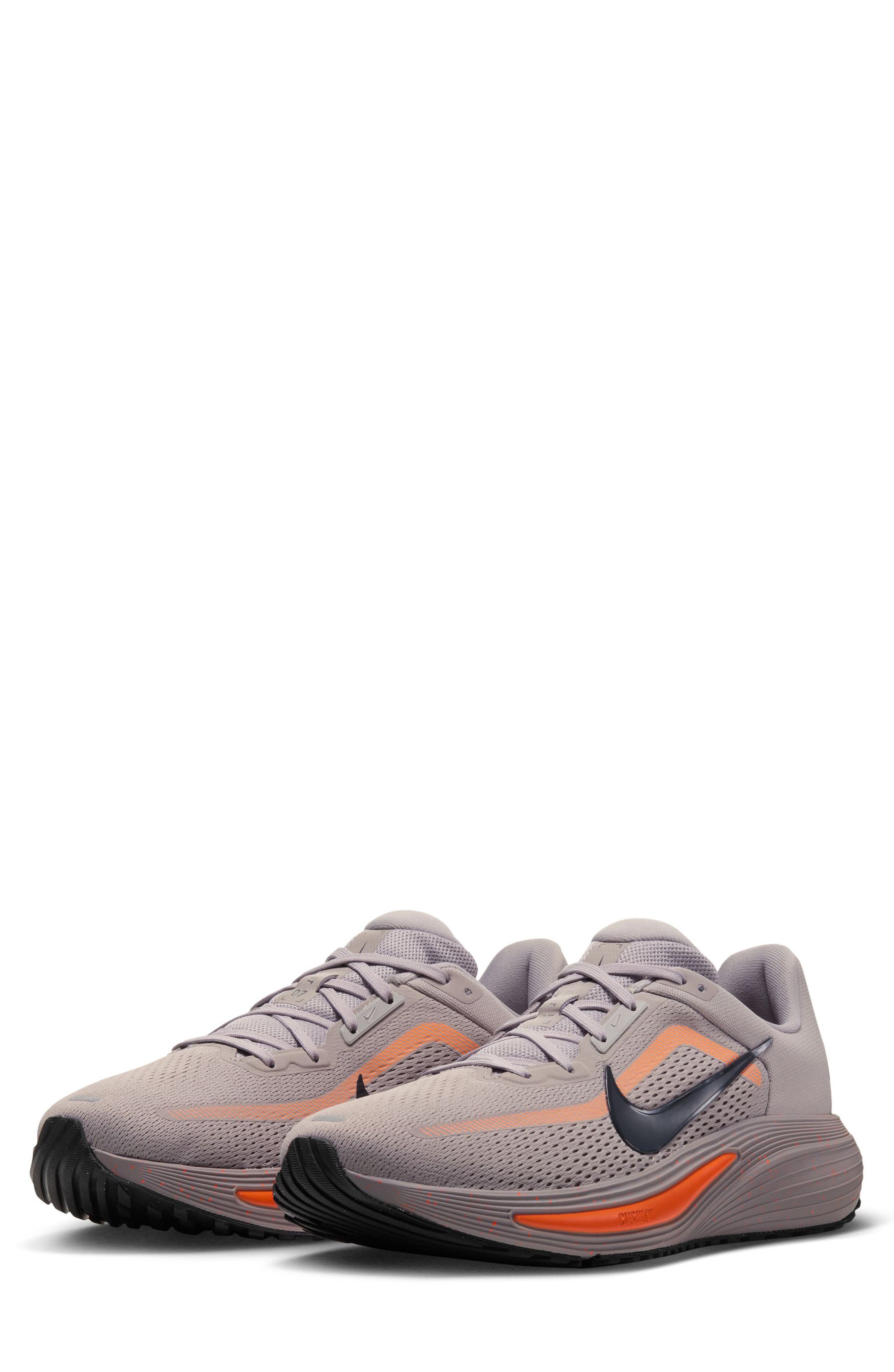 Quest 7 Running Shoe