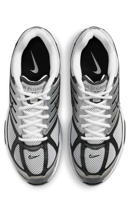 Nike Air Pegasus 2k5 Sneakers In Metallic Silver/white