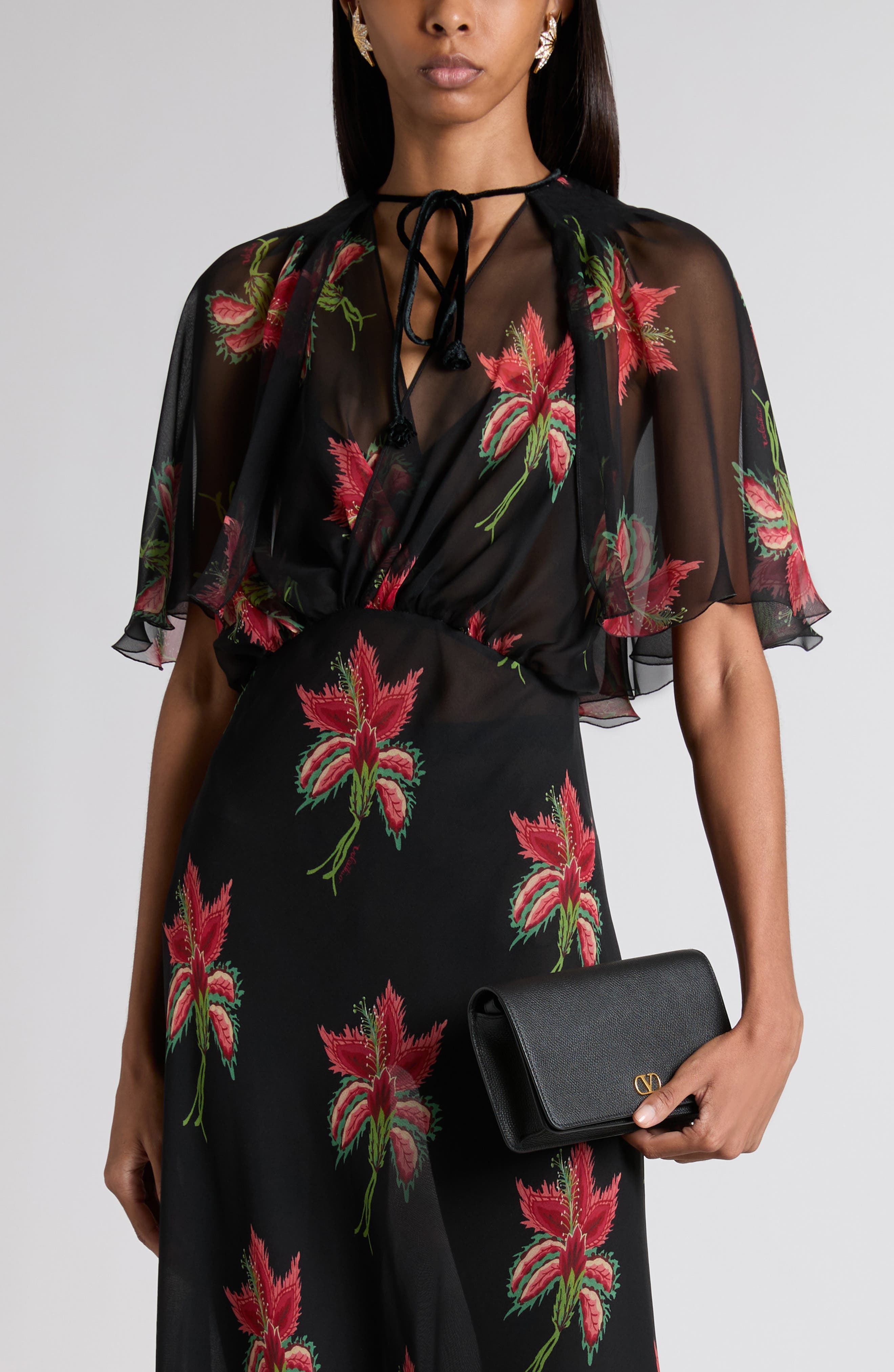 Valentino Garavani Mini VLOGO Leather Shoulder Bag, Alternate, color, Black