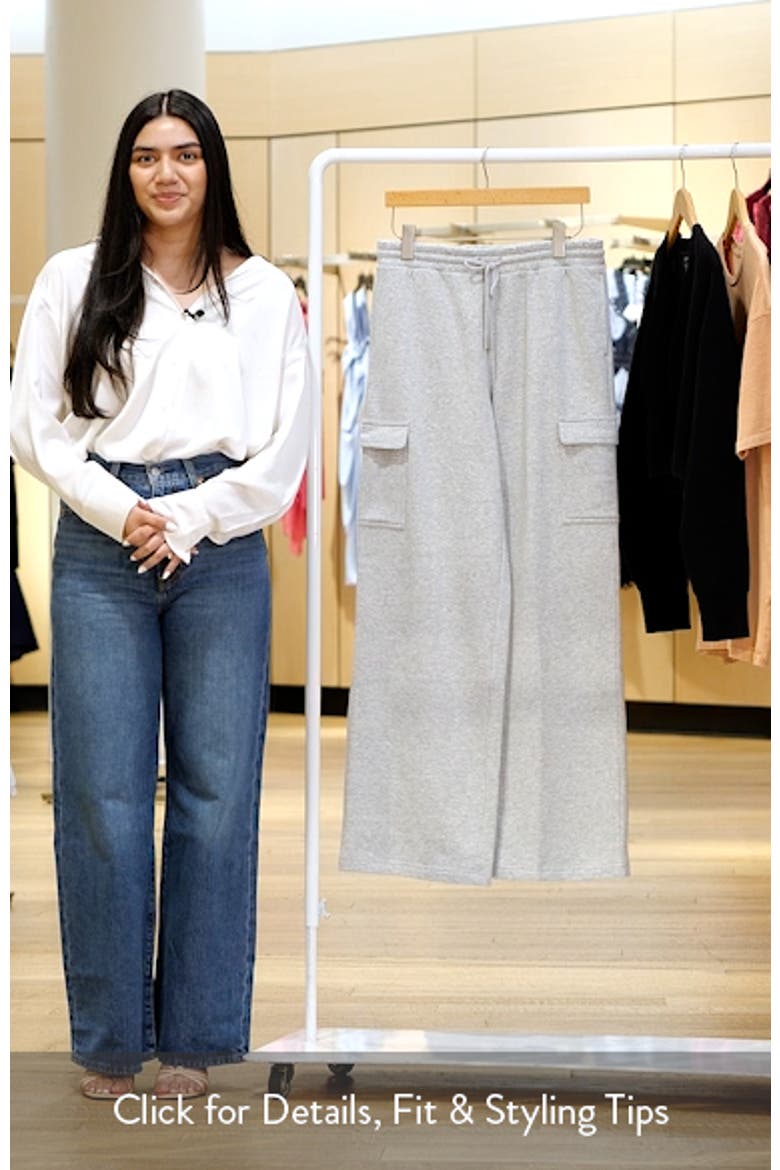 Baggy Wide Leg Cargo Sweatpants video