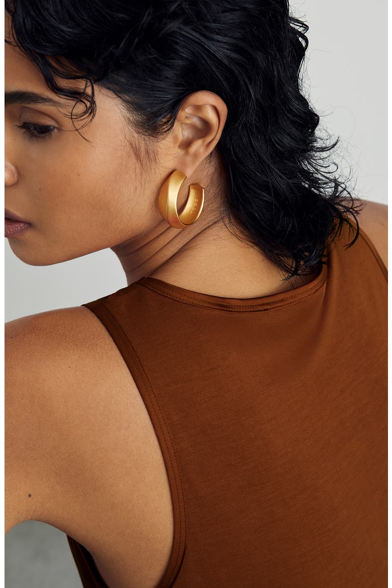 Tara Twist Hoop Earrings, Alternate, color, GOLD TONE
