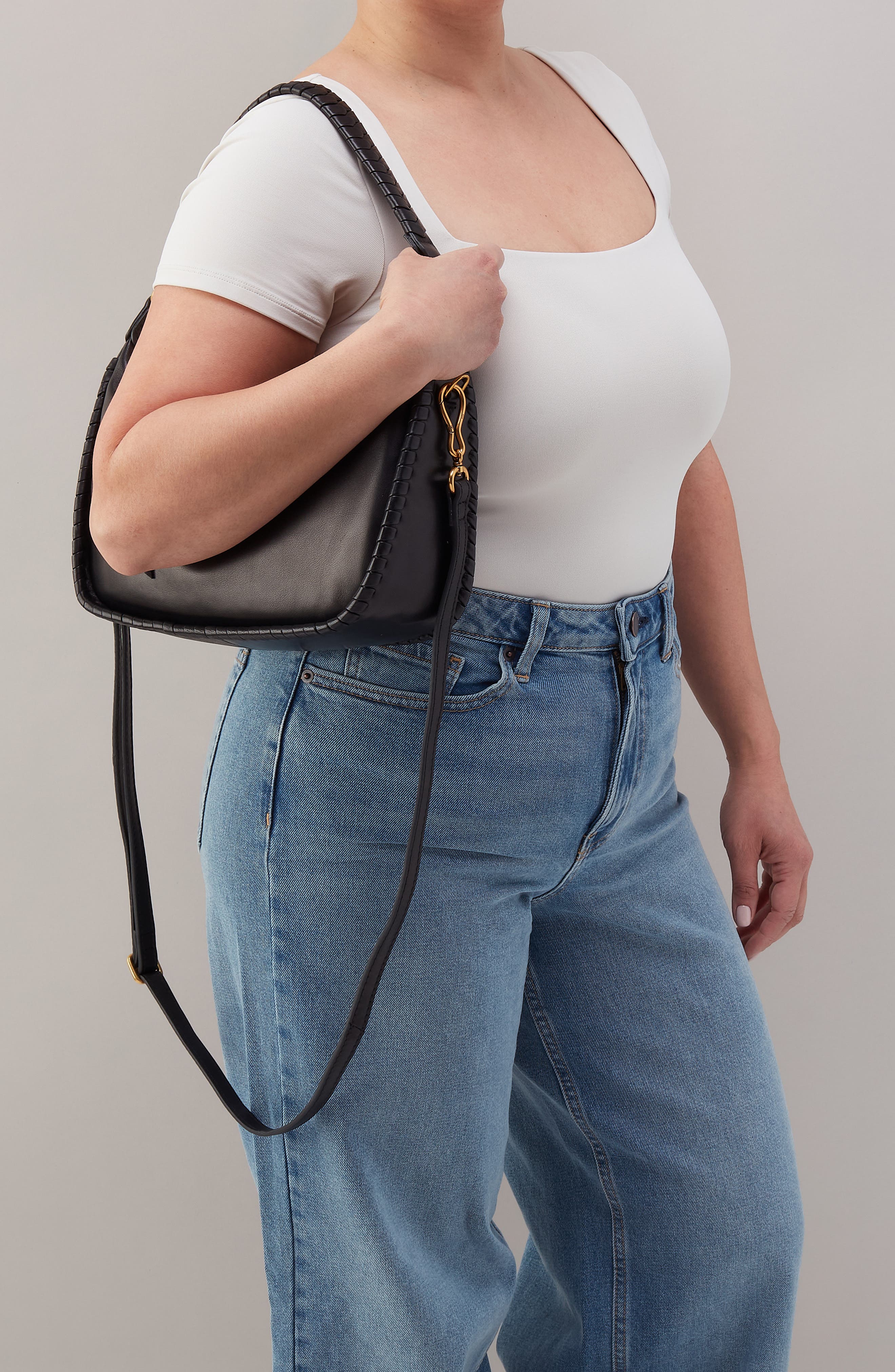 HOBO Mia Leather Crescent Hobo, Alternate, color, Black