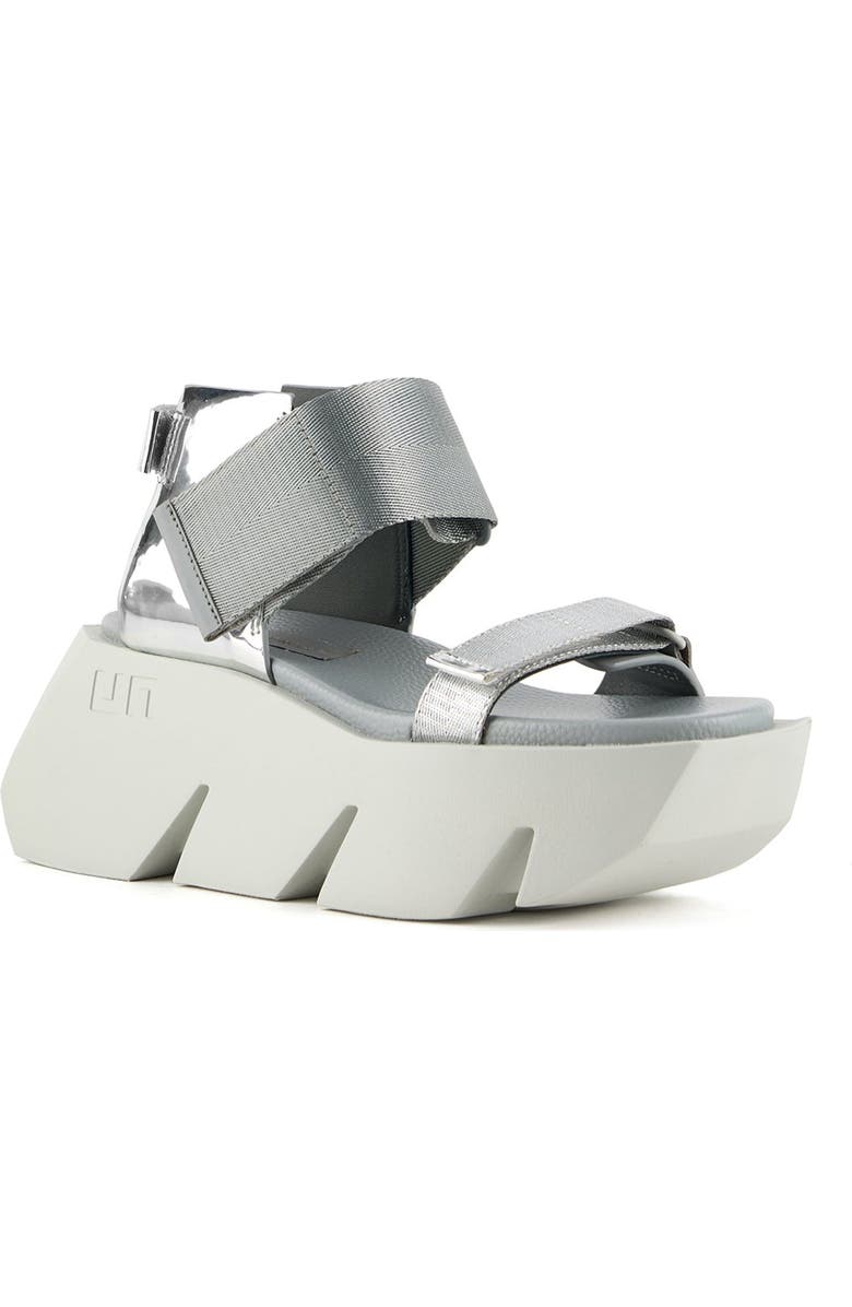 United Nude Bull Run, Alternate, color, Irony