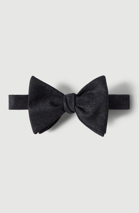 Virgin wool flannel bow tie