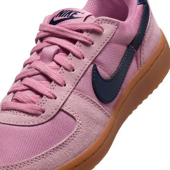 Field General Sneaker
