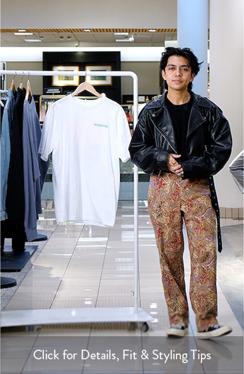 Sun Rays Graphic T-Shirt, sales video thumbnail