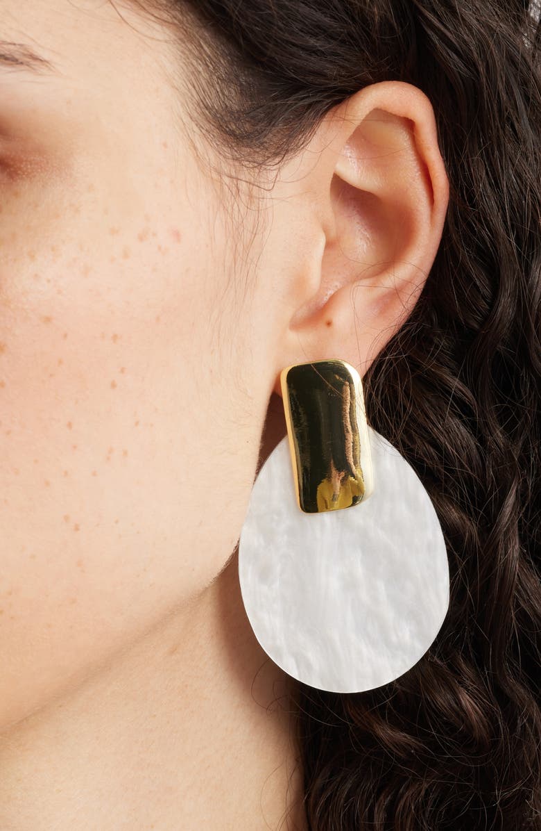 Nordstrom Oval Drop Earrings, Alternate, color, White- Gold