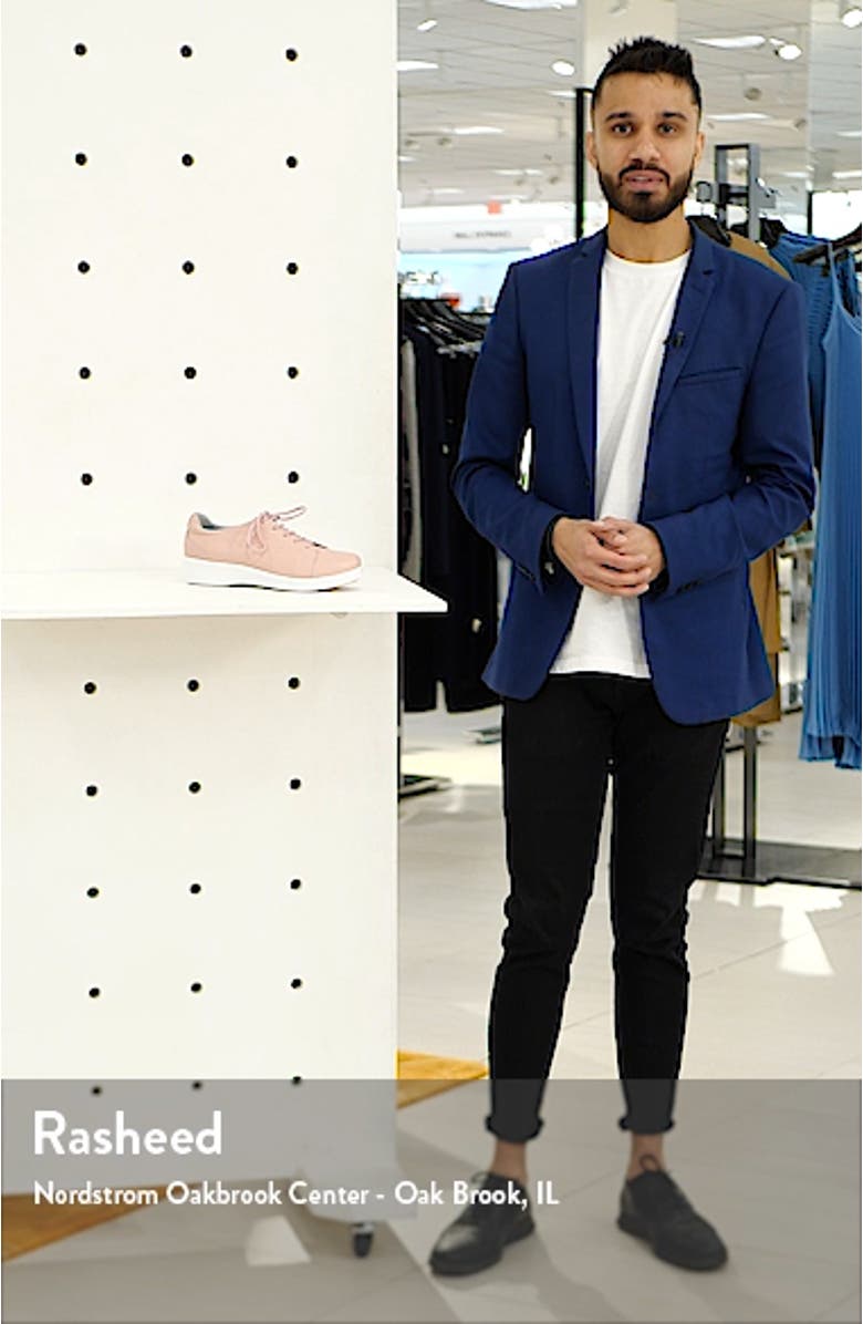 Cliq Sneaker, sales video thumbnail