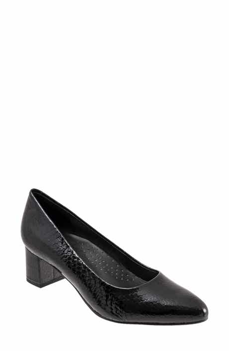 Trotters Kari Pointy Toe Pump