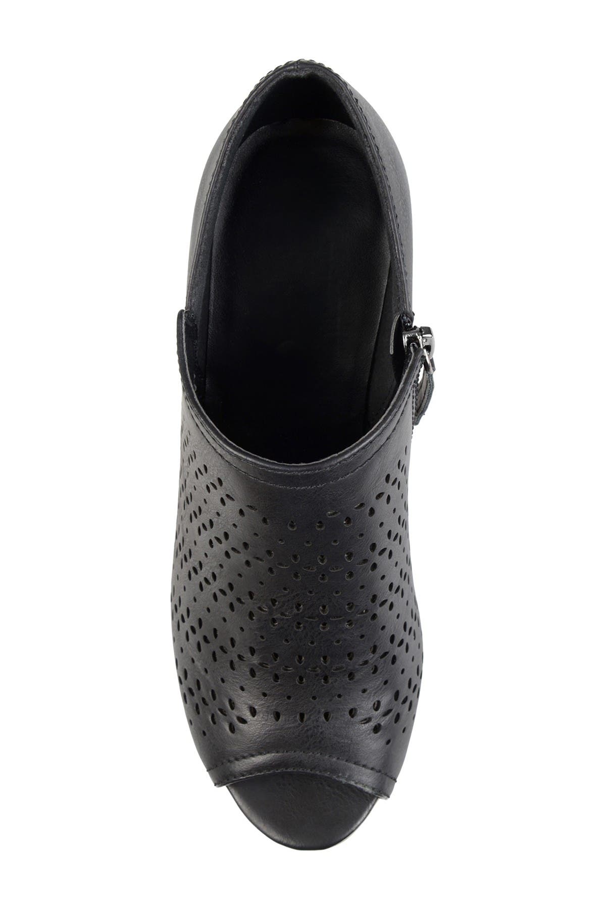 JOURNEE Britny Wedge, Alternate, color, 