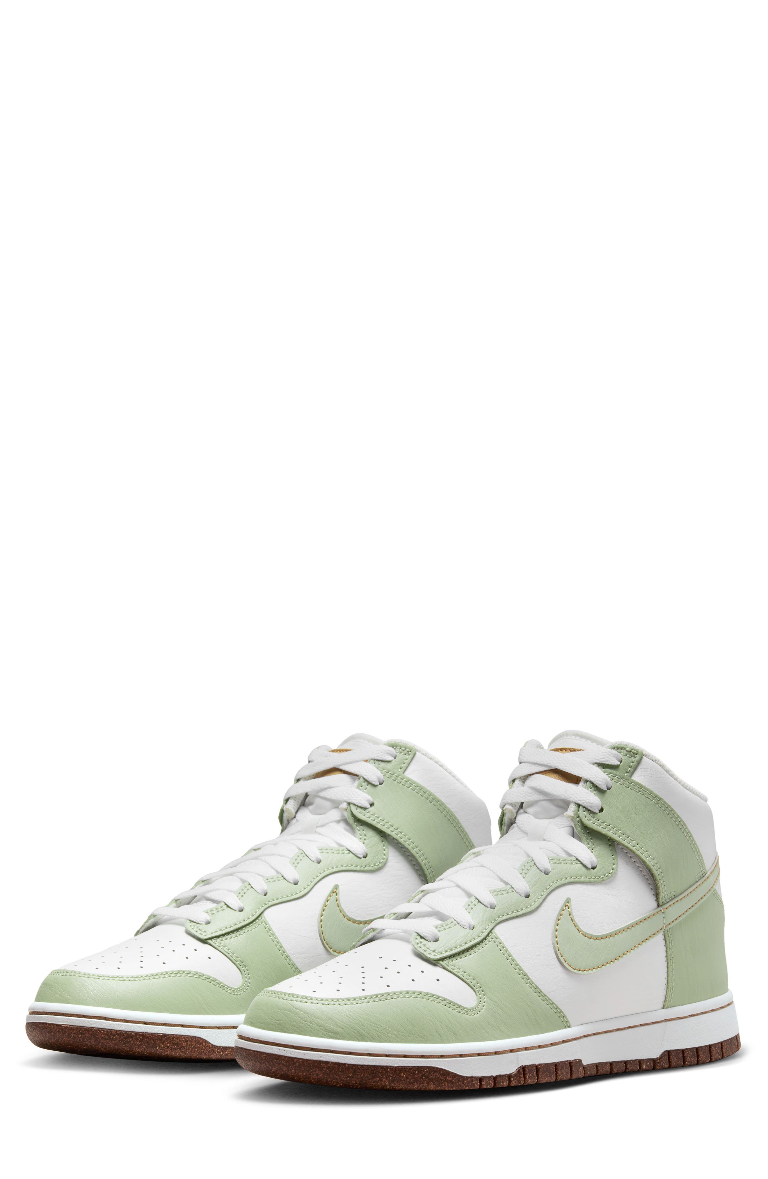Nike Dunk Hi Retro SE Basketball Sneaker, Main, color, 