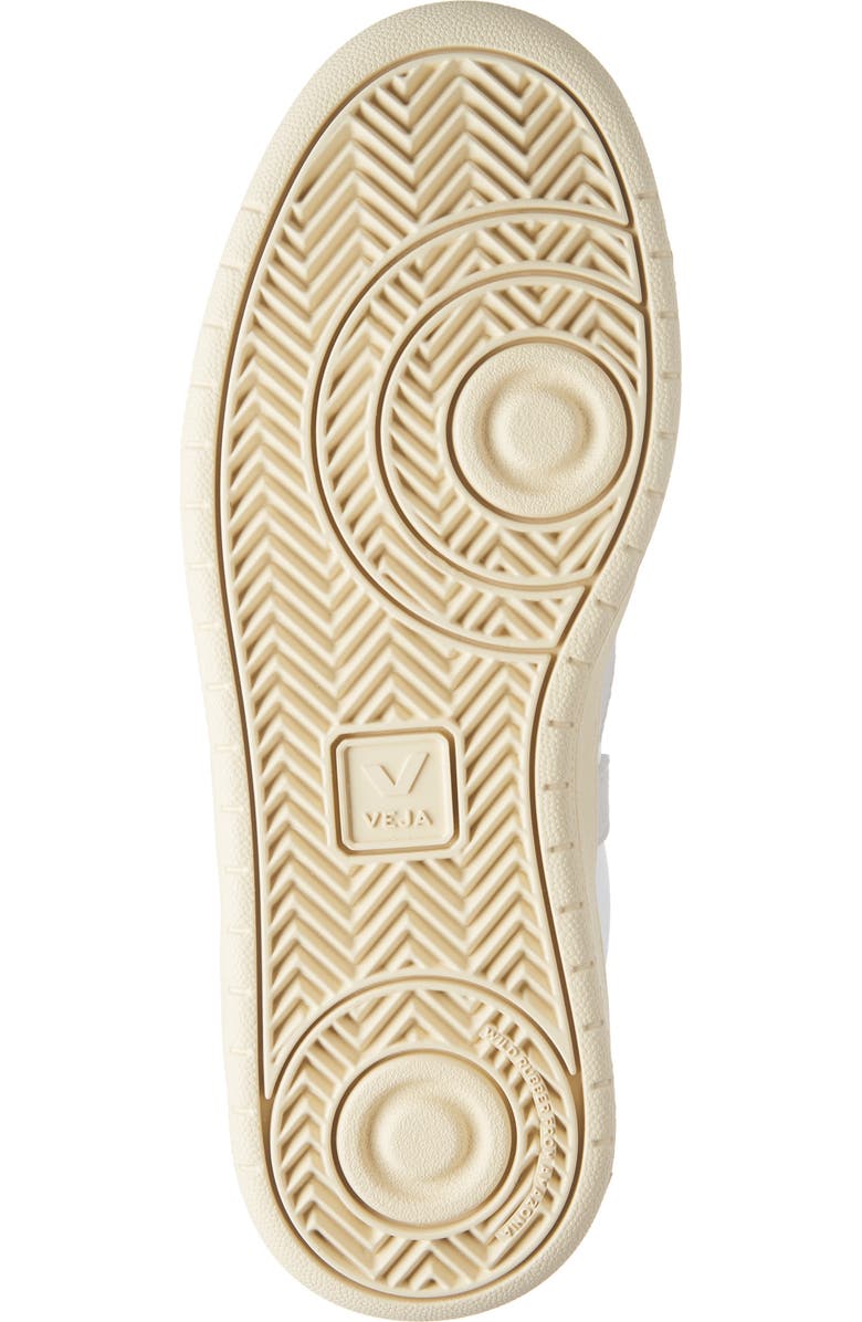 Veja V-10 Sneaker, Alternate, color,