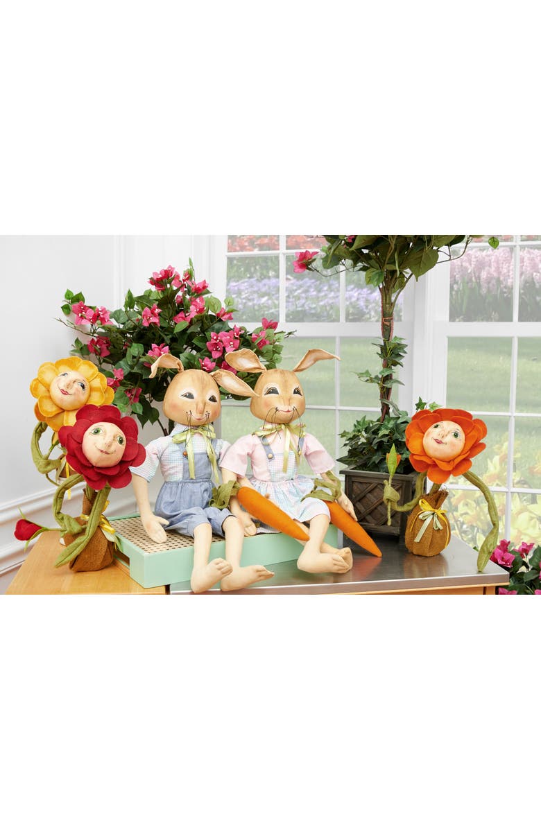 Gallerie II Buttercup Sunflower Gathered Traditions Joe Spencer Table Sitter Figurine, Alternate, color, Yellow