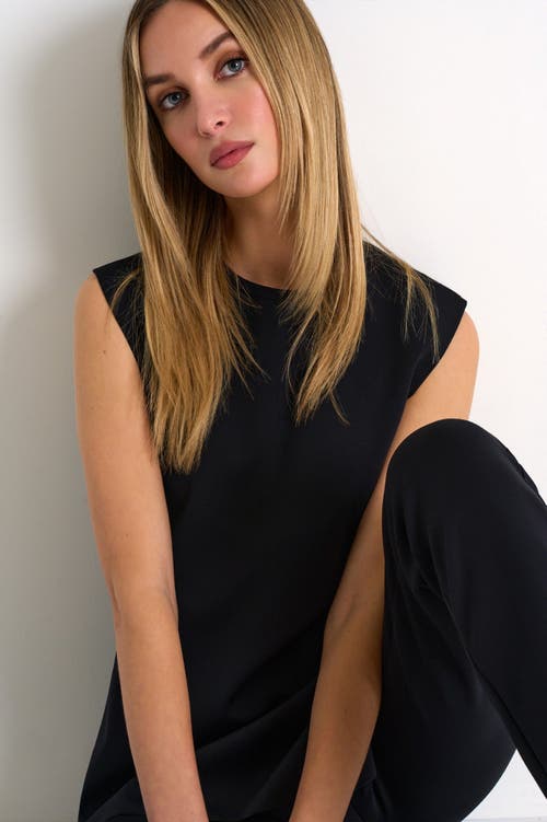 Shan Elegant Sleeveless Top In Black