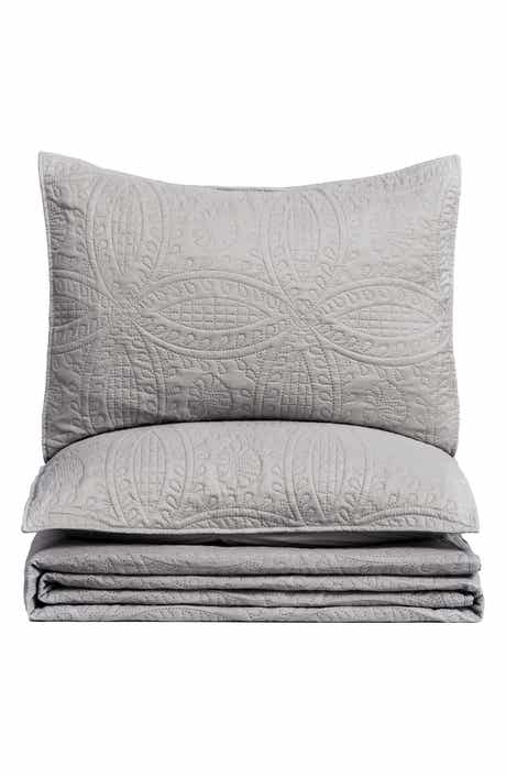 Pinsonic 3-Piece Quilt Set