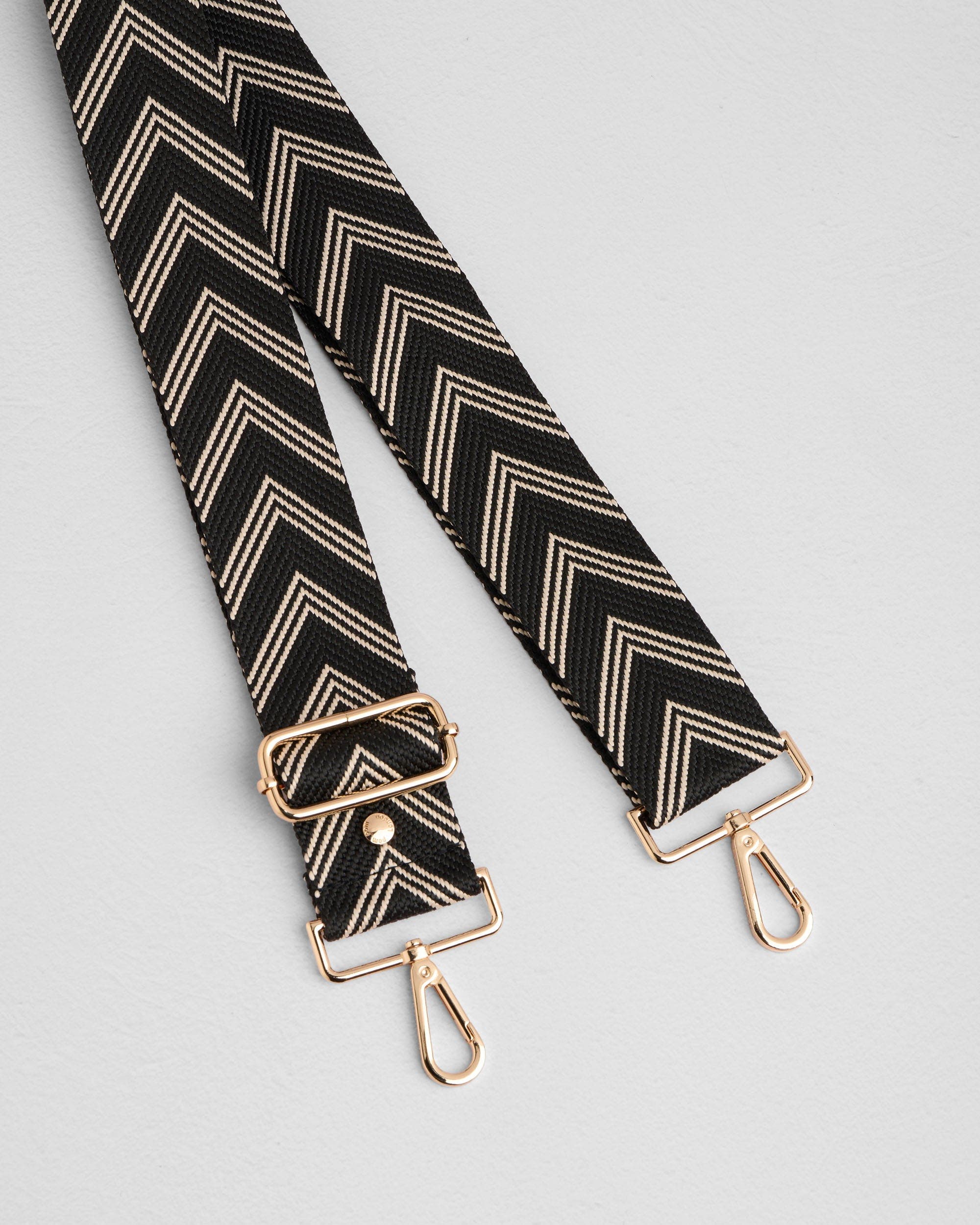 Pom Pom London Edgware Crossbody Bag, Alternate, color, Black