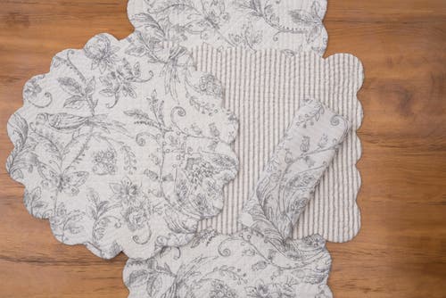 C & F Home C&f Home Callahan Songbirds Placemats Set Of 6, 13" X 19" In Purple