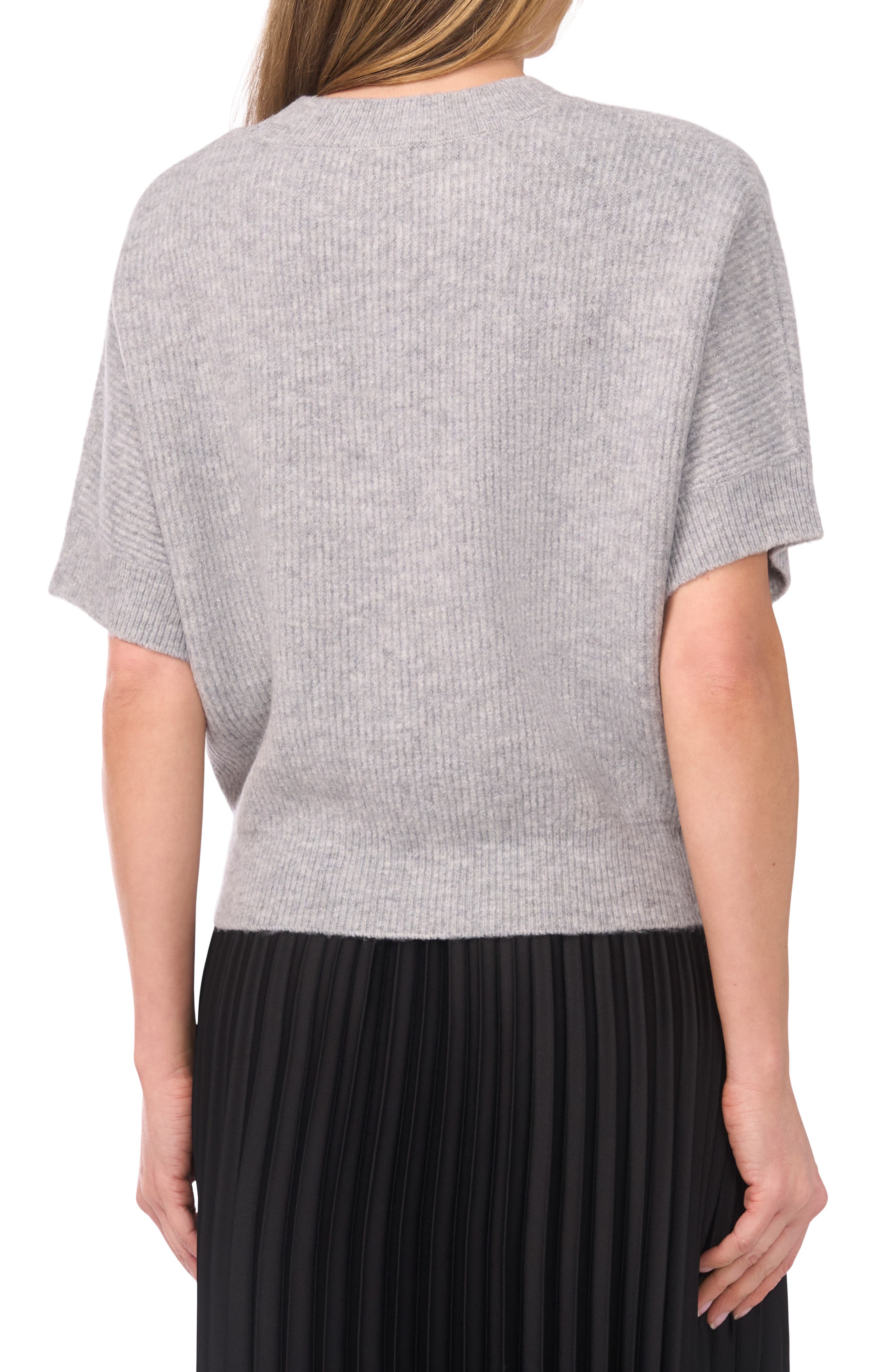 Short Sleeve Sweater - image 4