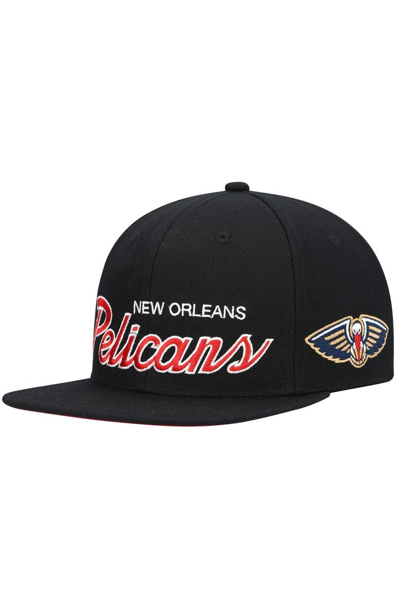 Mitchell & Ness Men's Mitchell & Ness Black New Orleans Pelicans Hardwood Classics Script 2.0 Snapback Hat, Main, color, Black