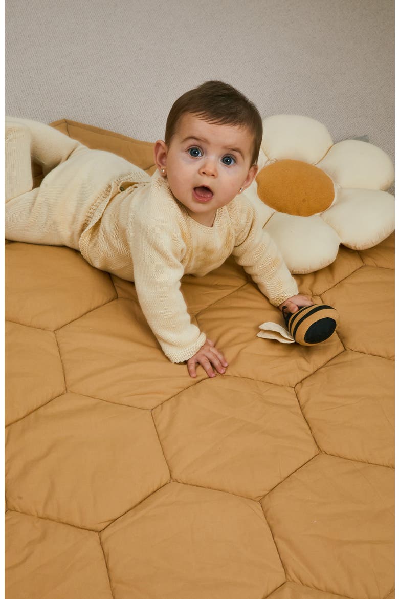 Honeycomb Playmat, Alternate, color, HONEY