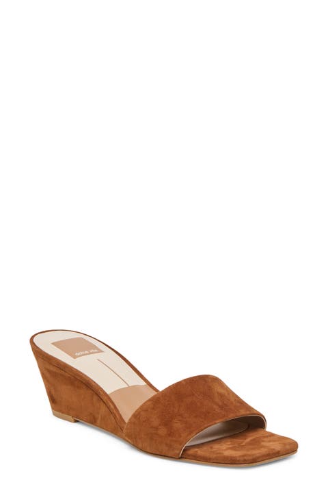 Qaily Wedge Sandal (Women)